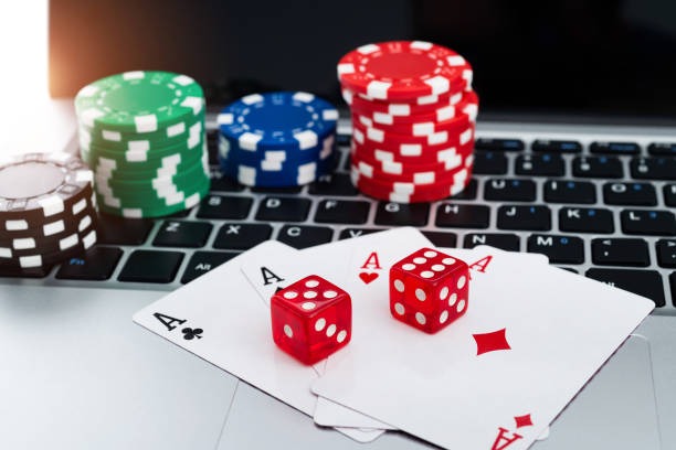 Caribbean Stud Poker payout table and betting interface